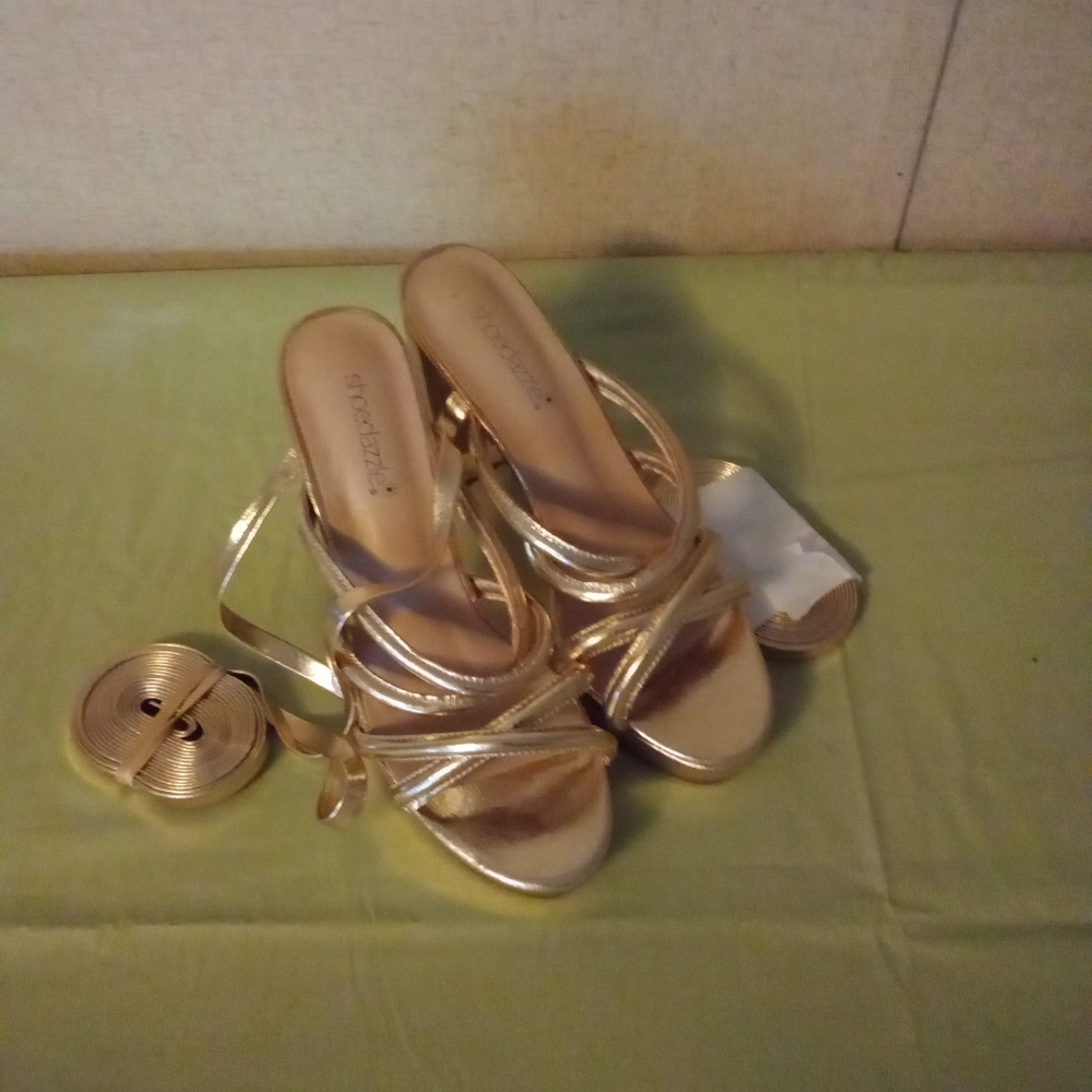 Shoe Dazzle shoes